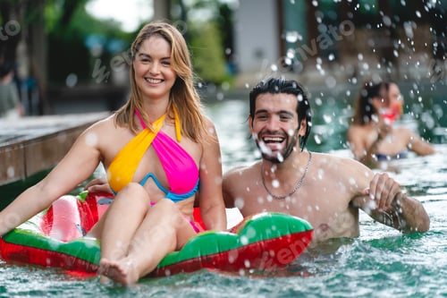 Preview: Summer Fun at the Poolside Resort: Fashionable Friends Enjoying Drinks and Relaxation