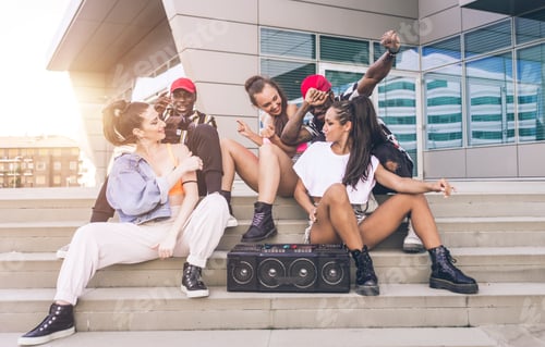 Preview: Group of hip hop dancers permorming their dance.