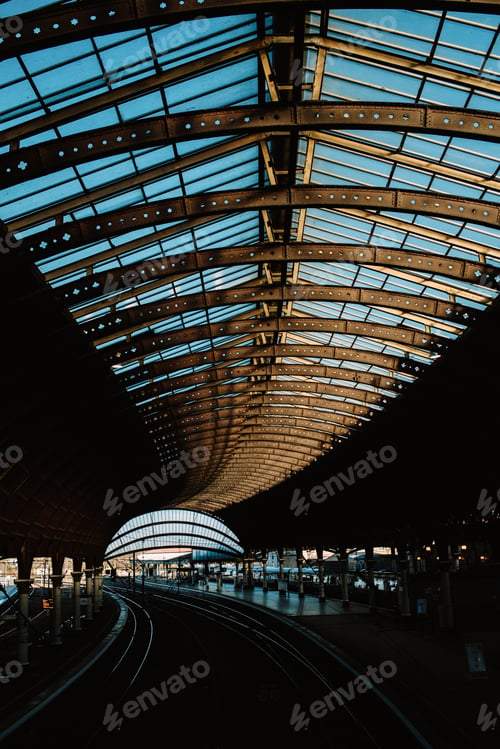 Preview: Roof of railway station