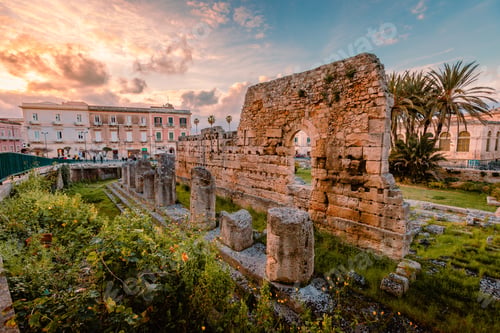 Preview: Temple of Apollo in the centre of Ortigia, Syracuse at sunset
