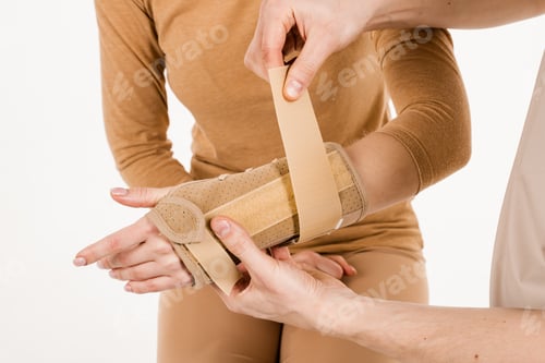 Preview: Wrist joint stabilization using medical external orthosis