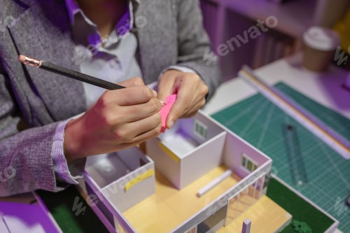 Preview: a passionate female architect works in her private office