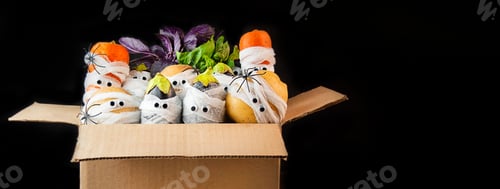 Preview: Halloween Vegetables in Mummy Costumes in a Box