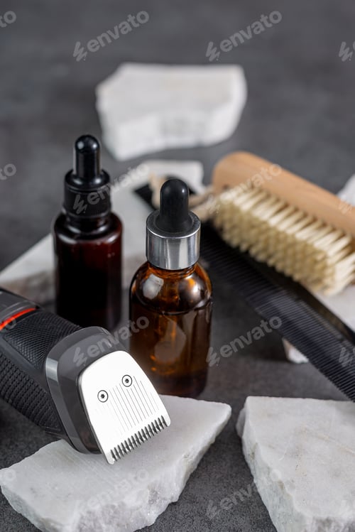 Preview: beard care kit. Clipper, comb, beard oil