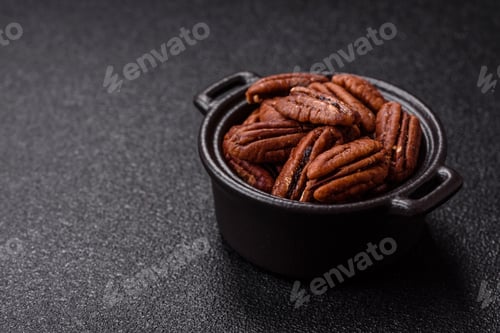 Preview: Nut, pecans in a ceramic bowl, an ingredient in vegan food