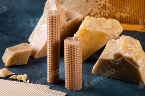 Preview: A handmade candle made of natural wax with texture of honeycomb bees