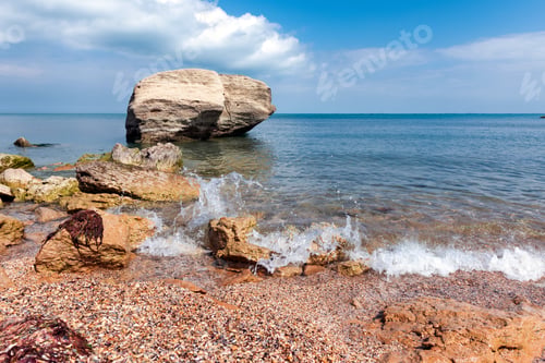 Preview: Rocky seaside with clear water