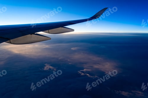 Preview: Experience the breathtaking view of a plane wing