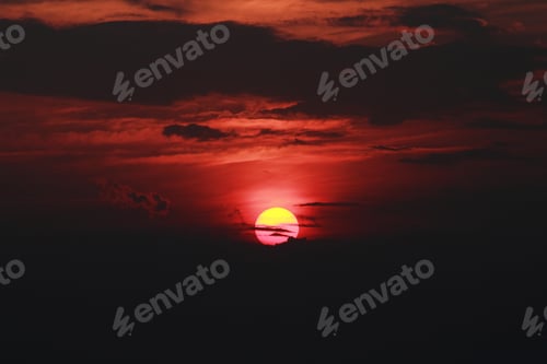 Preview: Yellow red sunset in the city