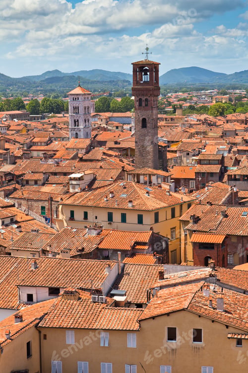 Preview: View over Lucca, Tuscany town