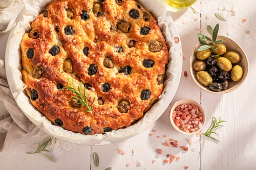 Preview: Traditional focaccia with black and green olives.