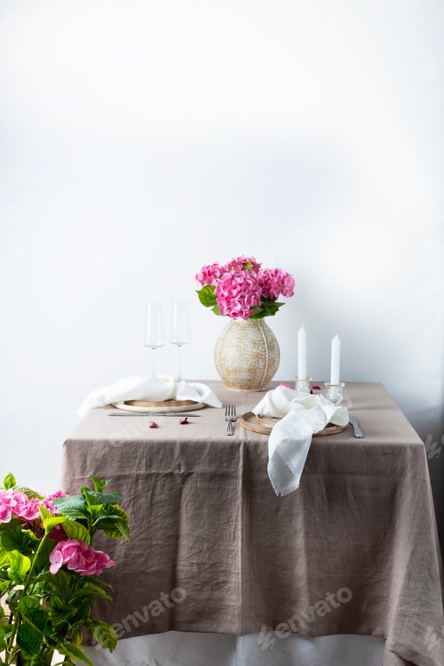 Preview: Table and home decor concept