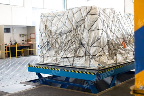 Preview: Air freight on lifting machine in air freight warehouse