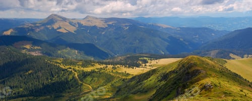 Preview: Panorama of mountains