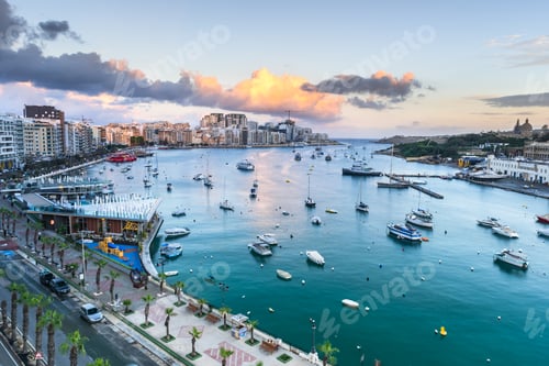 Preview: Beautiful sunset at Sliema Bay in Malta