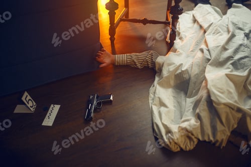 Preview: Dead man, victim and murder weapon, crime scene