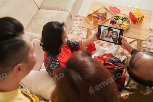 Preview: Family Video Calling Relatives