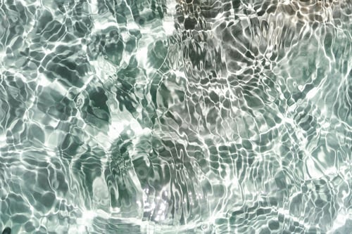 Preview: The glare of pure sea water in nature.