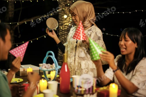 Preview: Birthday Party