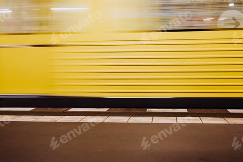 Preview: Subway train