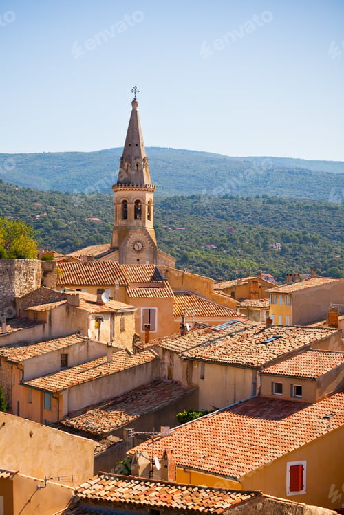 Preview: View of Saint Saturnin d Apt, Provence, France