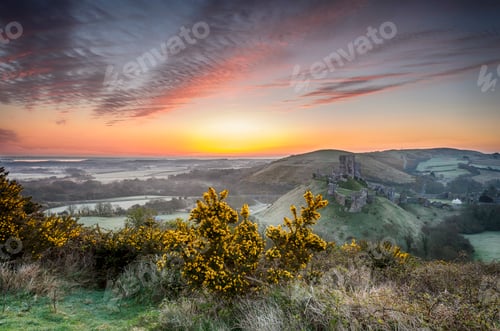 Preview: Sunrise at Corfe Castle