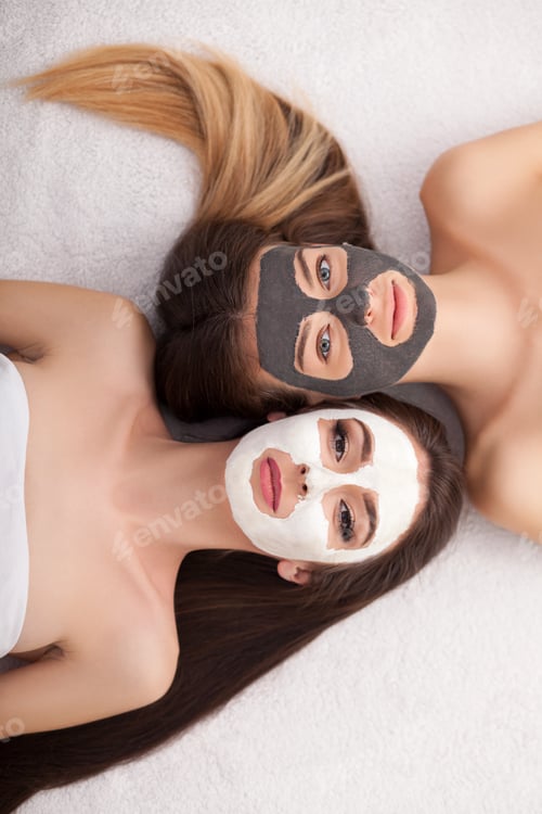 Preview: Spa. Group woman getting facial mask and gossip