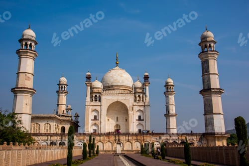 Preview: Bibi Ka Maqbara Tomb, also known as Mini Taj Mahal, Aurangabad, Maharashtra, India