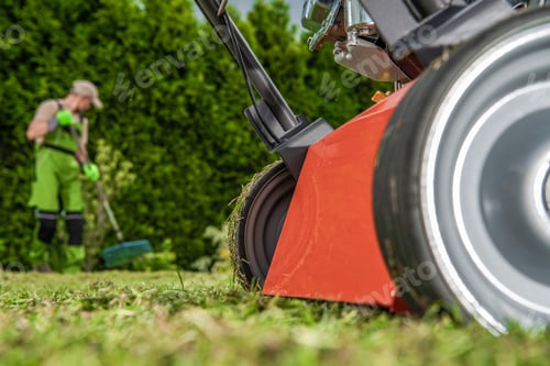 Preview: Gardening Power Equipment and Gardener Job