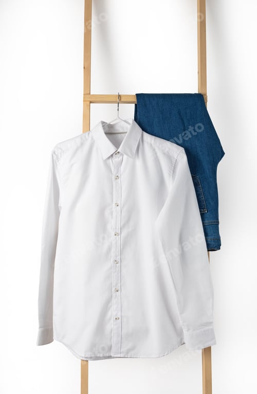 Preview: Clean White Shirt and Blue Jeans on Ladder