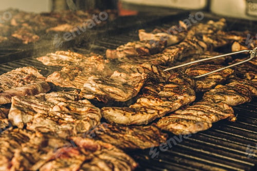 Preview: Meat Cooking in the Grill