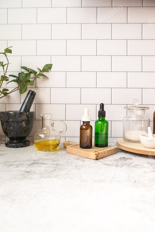 Preview: The aromatherapy and apothecary bottle for alternative medicine concept.