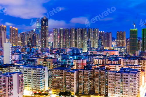 Preview: Residential district in city at night