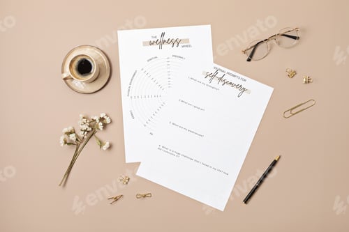 Preview: Desktop with life coaching templates and office accessories