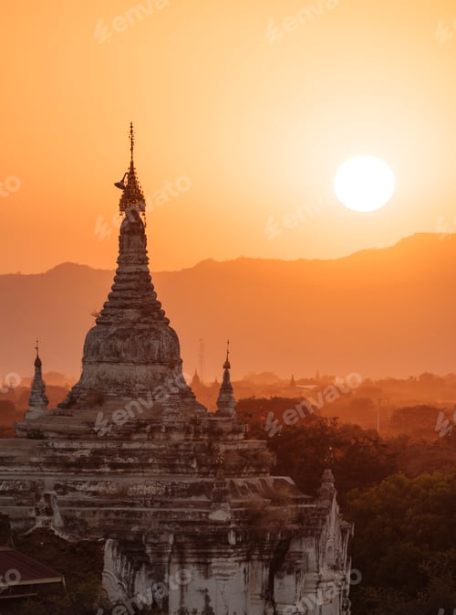 Preview: Buddhist pagoda at sunset, Bagan, Mandalay Region, Myanmar