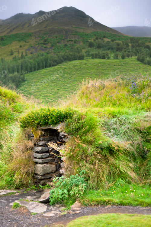 Preview: Overgrown Typical Rural Icelandic Underground house