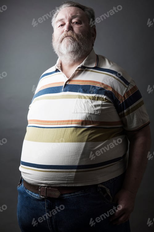 Preview: Portrait of fat senior man with full beard