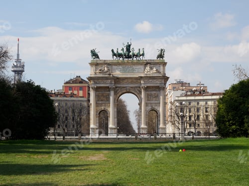 Preview: Arco della Pace in Milan, Italy
