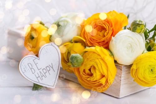 Preview: bouquet of yellow ranunculus