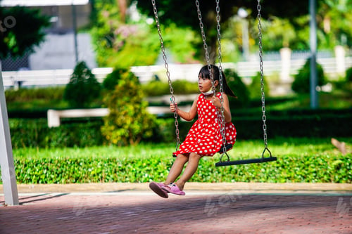 Preview: Play in the park