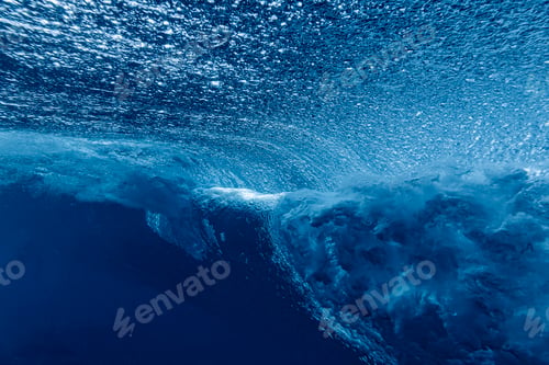 Preview: Underwater view of ocean wave