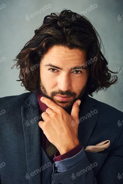 Preview: Hes handsome and a thinker