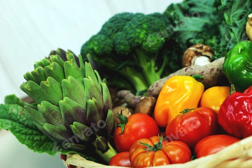 Preview: Fresh Vegetables Displayed in a Basket