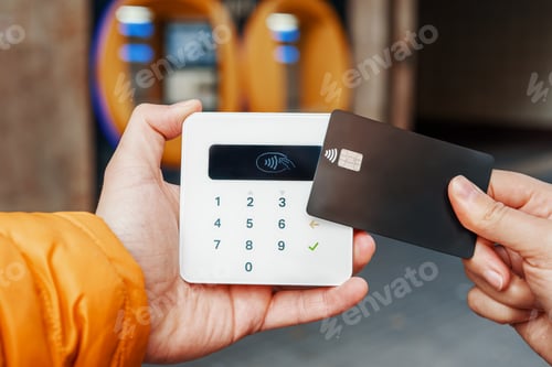 Preview: Crop client paying to vendor