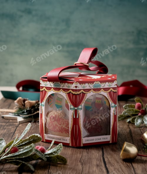 Preview: Festive Christmas gift box with decorations