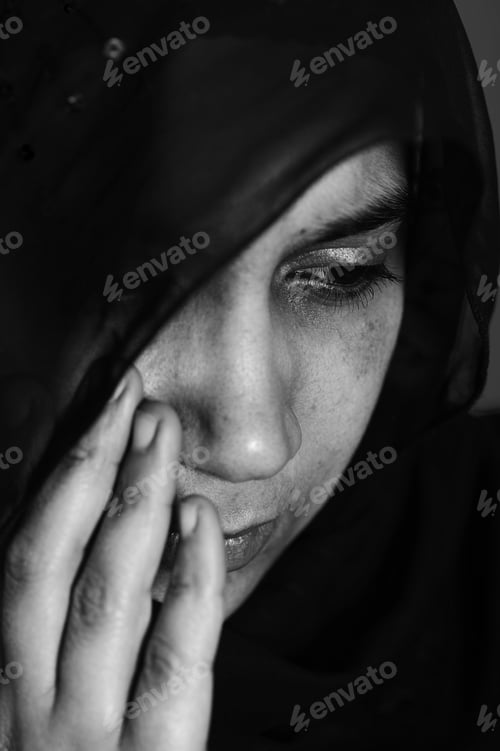 Preview: Pain, Abused Woman Crying In Dark