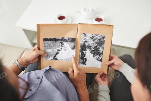 Preview: Looking at old photos