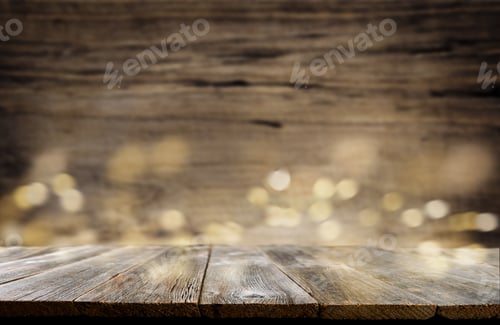 Vista previa: Empty rustic wooden table background. Old wood table with dark blurred background. Mock up.