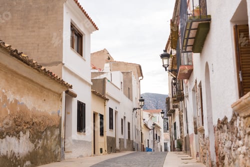 Preview: Travel, architecture and Mediterranean town concept - Spanish suburban street