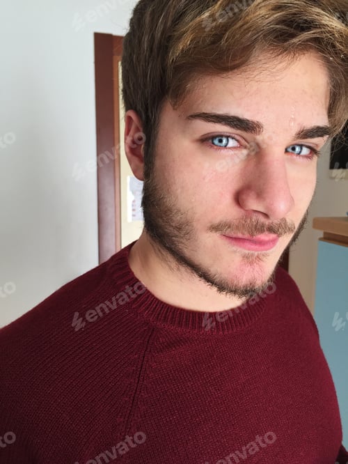Preview: blue eyes boy